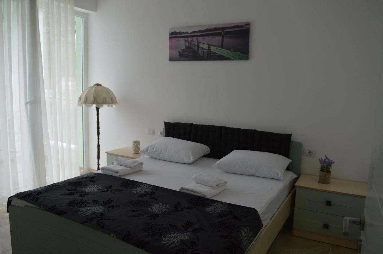 Blini Seaside Apartment Shëngjin Eksteriør billede
